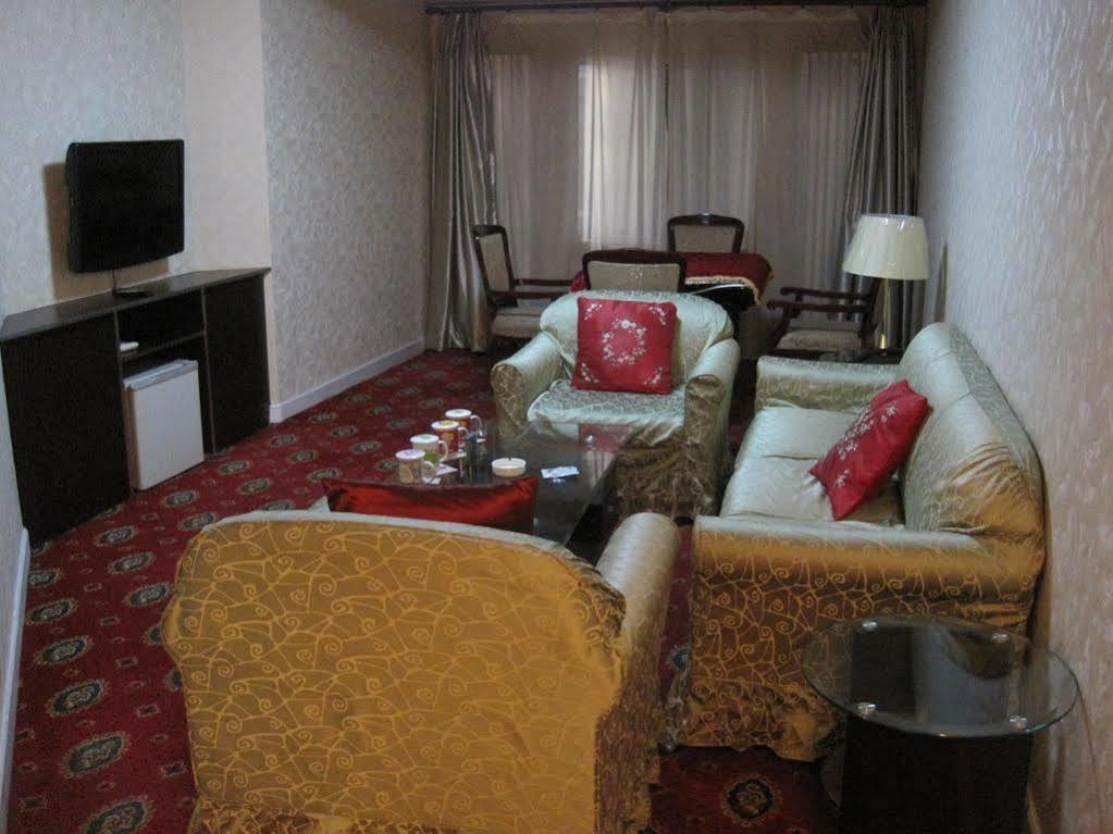 Tianzhi Hotel ハルビン エクステリア 写真