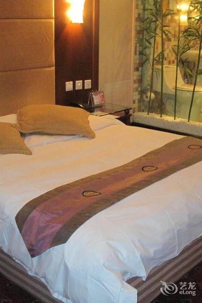 Tianzhi Hotel ハルビン エクステリア 写真