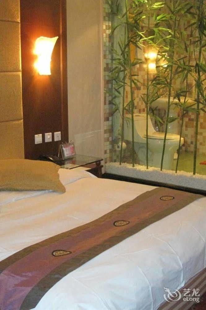 Tianzhi Hotel ハルビン エクステリア 写真