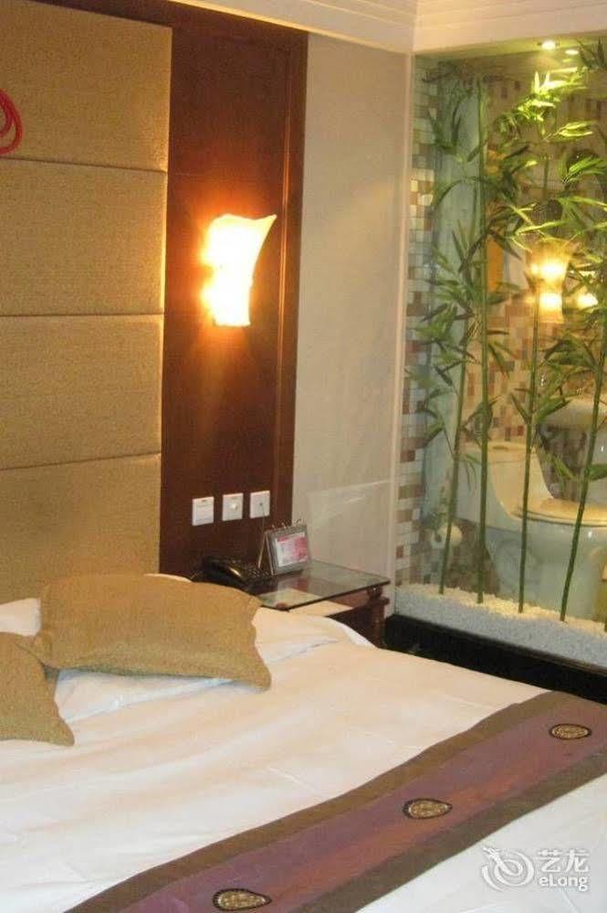 Tianzhi Hotel ハルビン エクステリア 写真