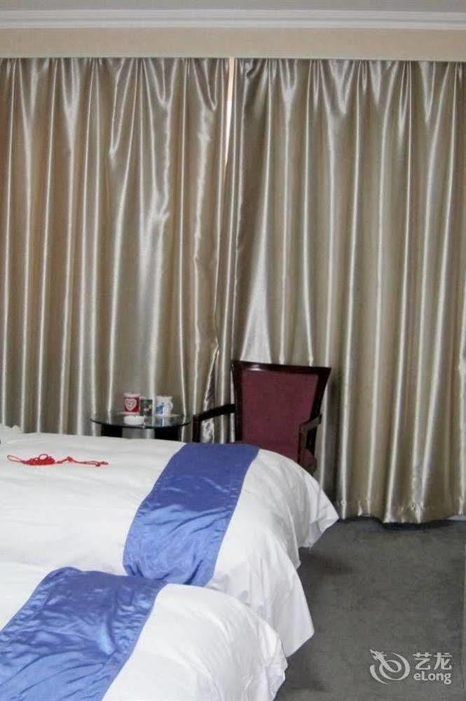 Tianzhi Hotel ハルビン エクステリア 写真