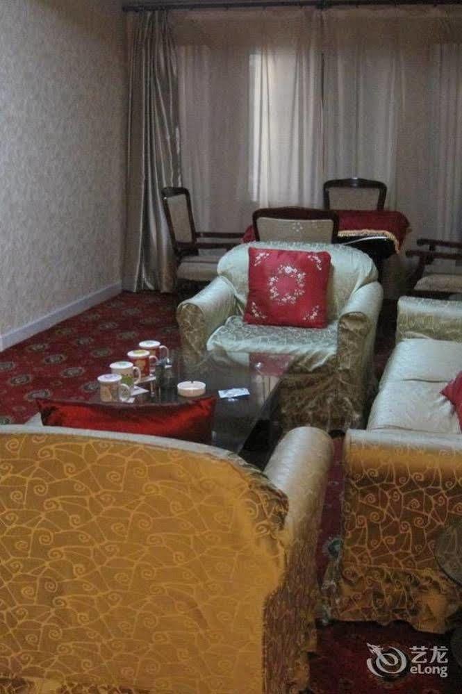 Tianzhi Hotel ハルビン エクステリア 写真